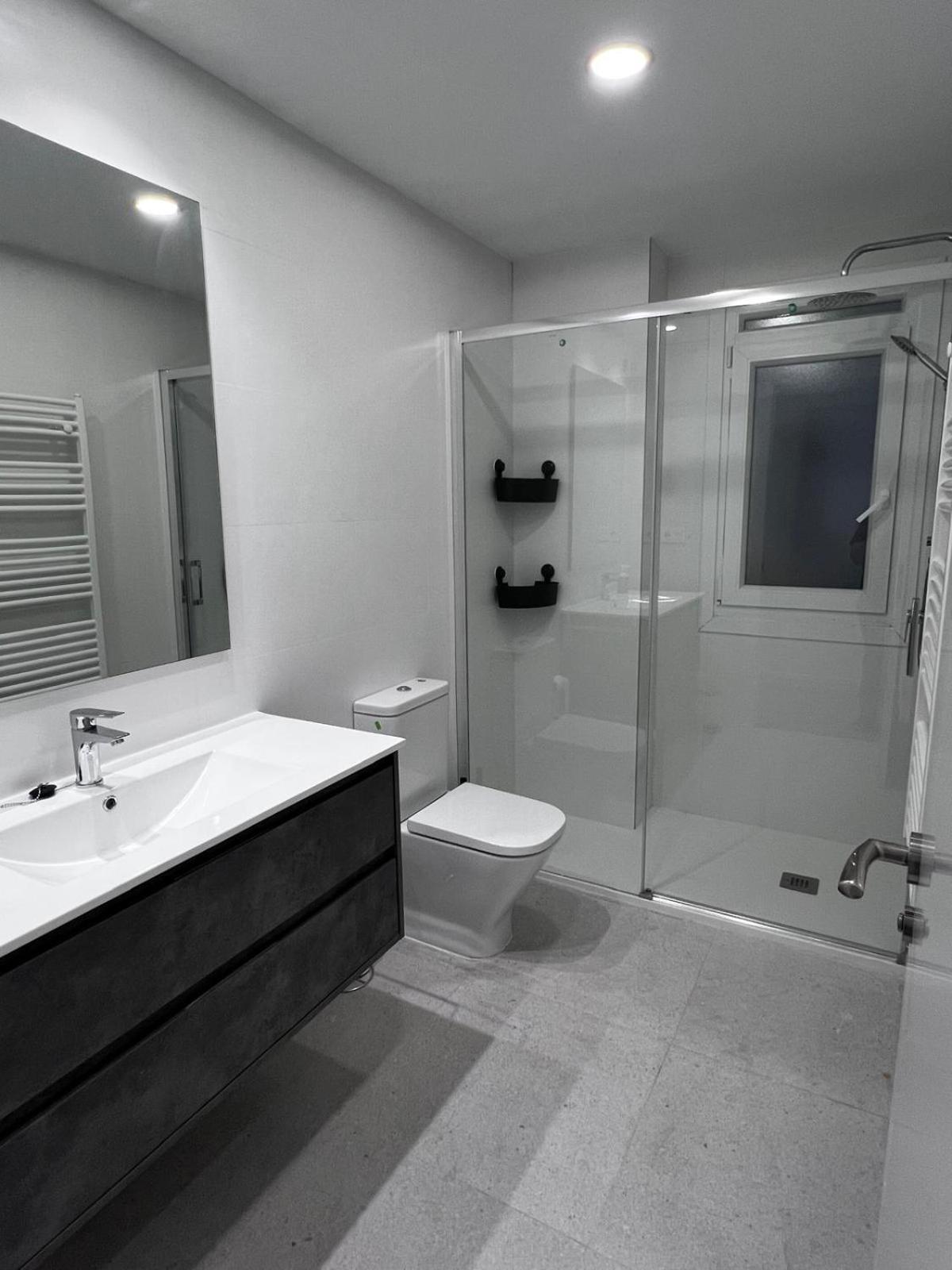 Hostal Monaco Valladolid Bagian luar foto