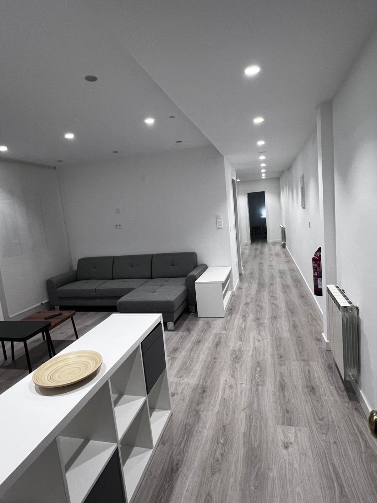 Hostal Monaco Valladolid Bagian luar foto