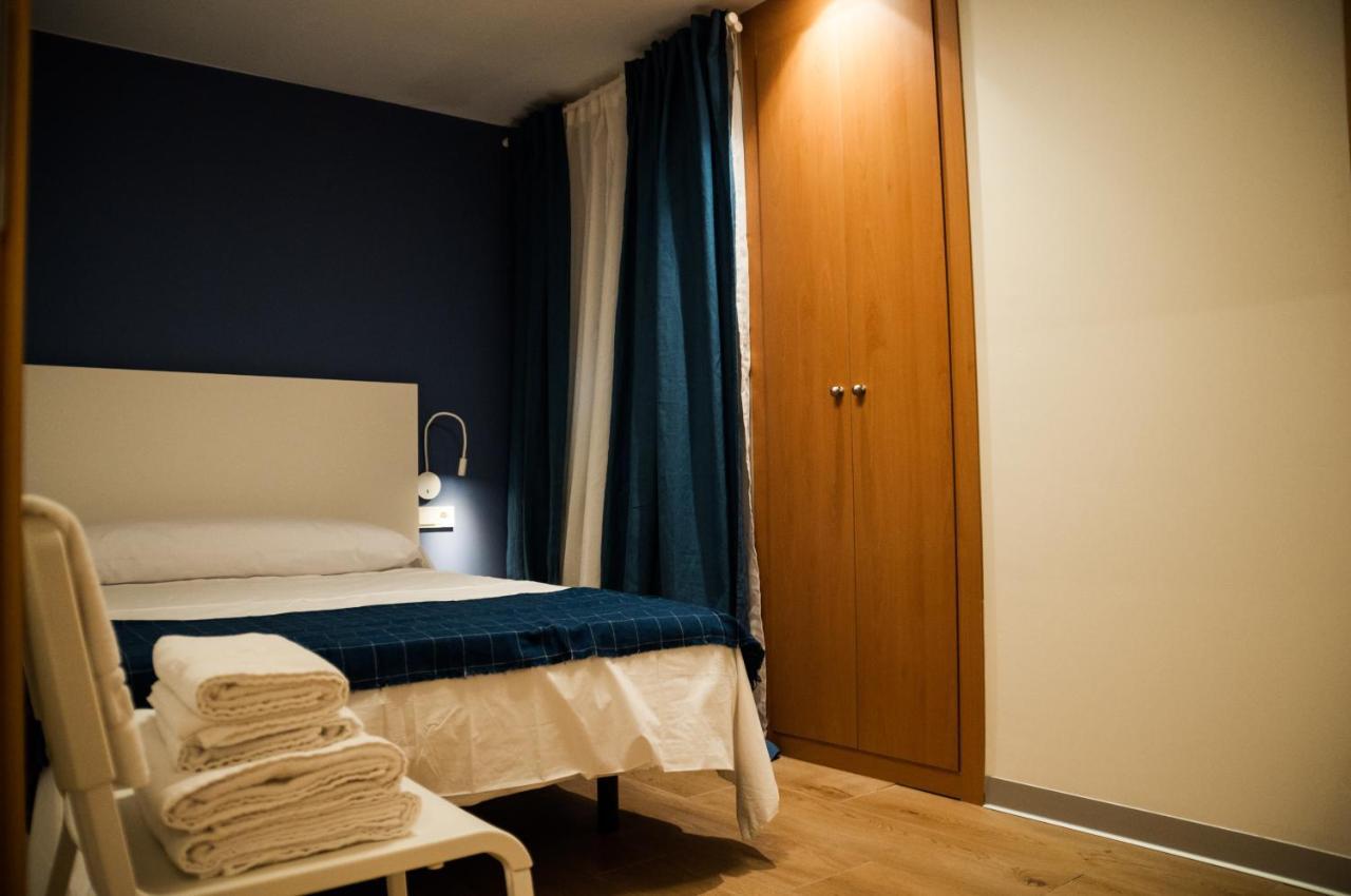 Hostal Monaco Valladolid Bagian luar foto